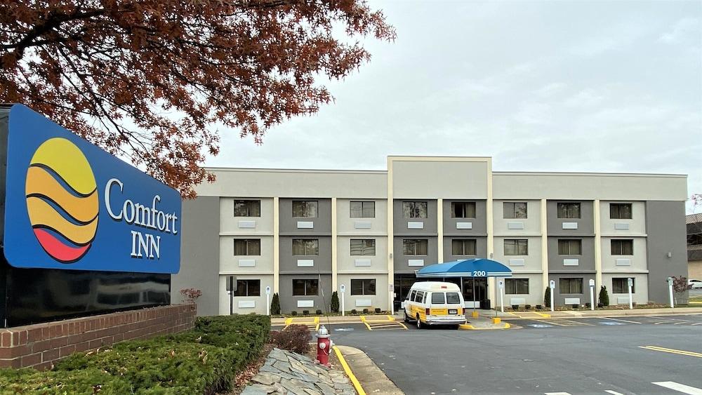 Comfort Inn Herndon-Reston Екстер'єр фото