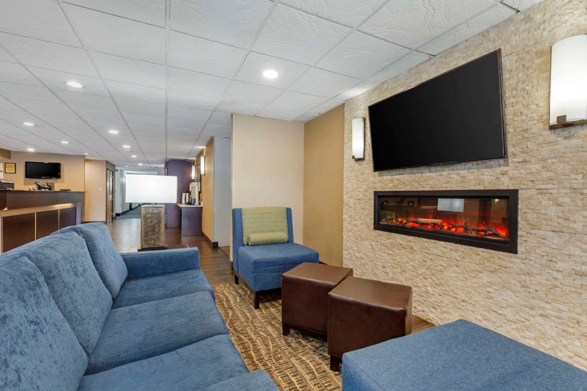 Comfort Inn Herndon-Reston Екстер'єр фото