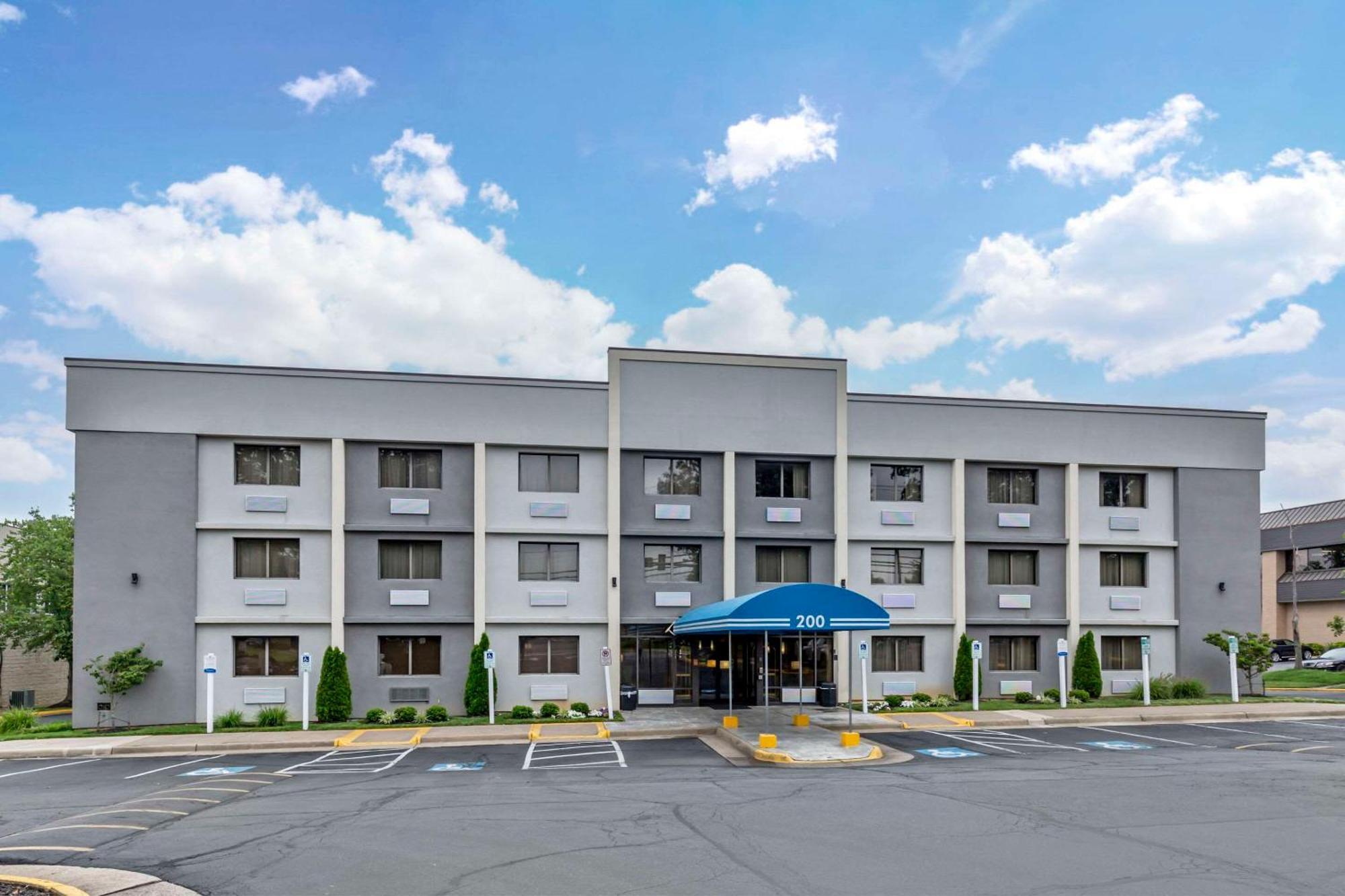Comfort Inn Herndon-Reston Екстер'єр фото