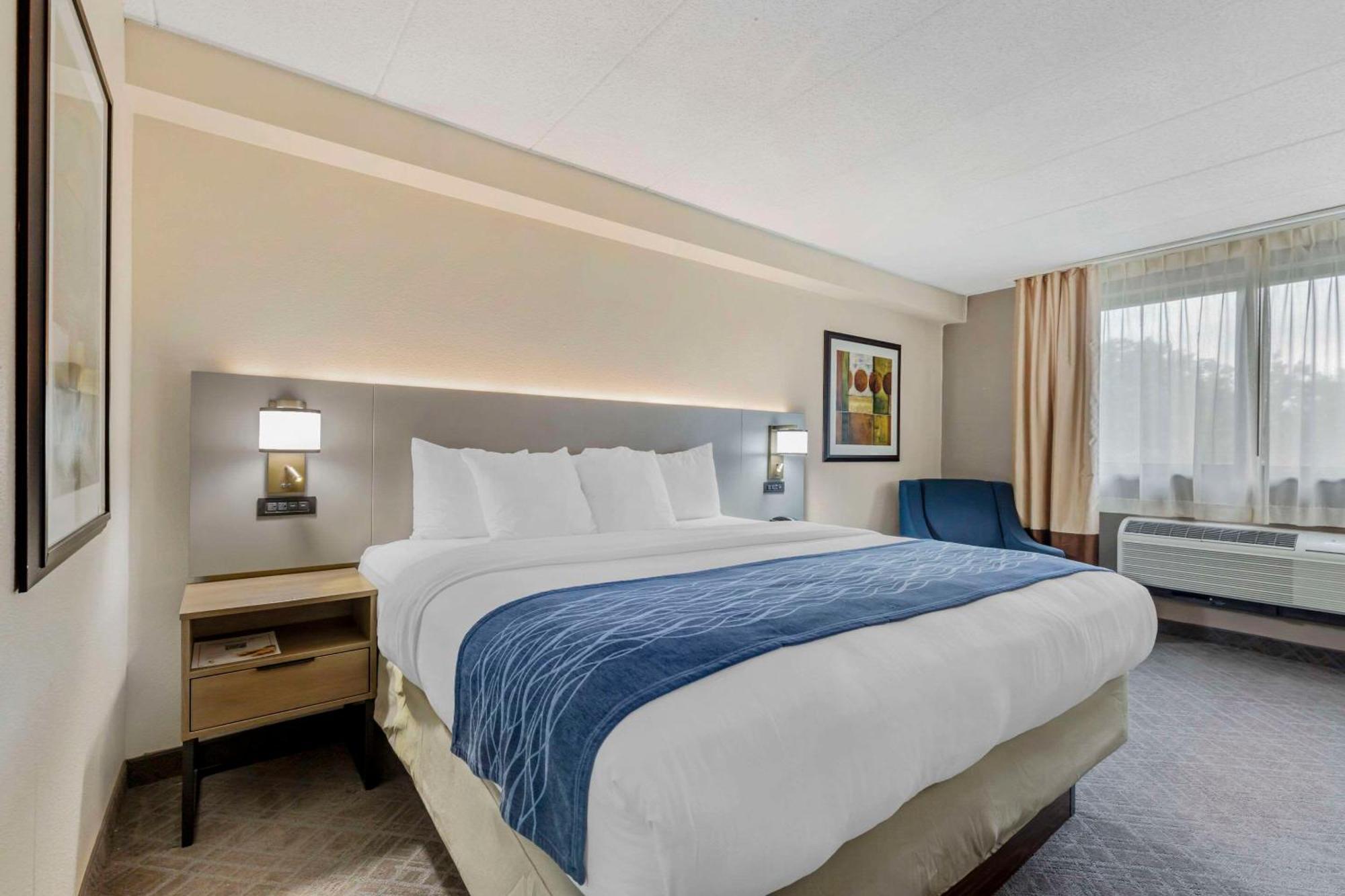 Comfort Inn Herndon-Reston Екстер'єр фото